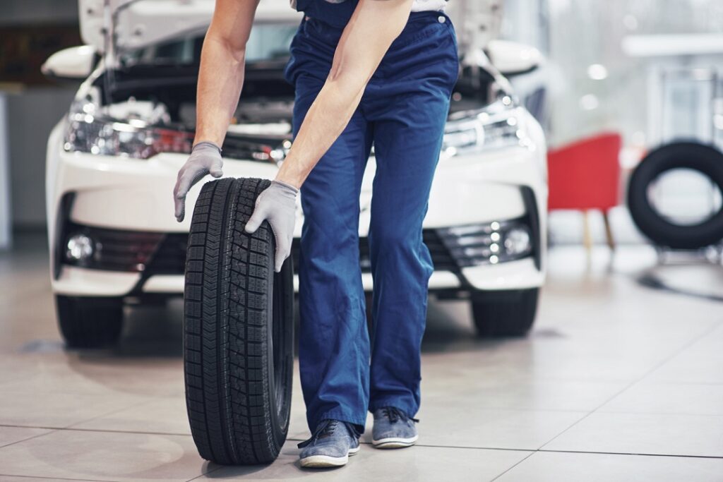 do low profile tires wear out faster
